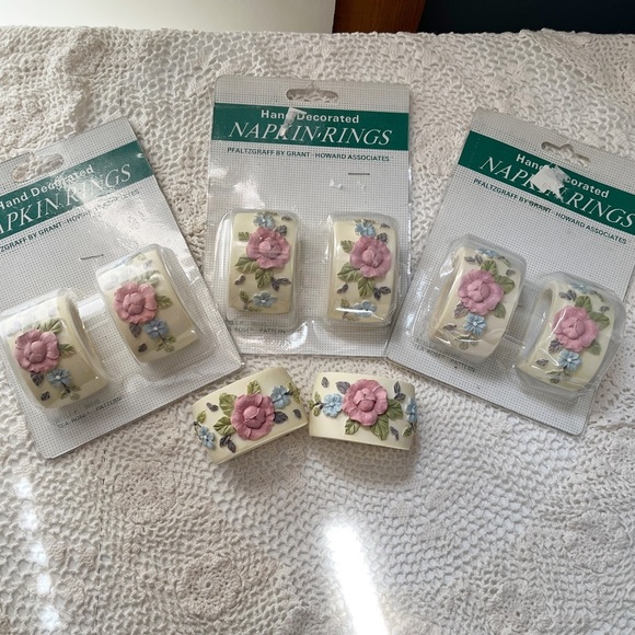 Vintage Napkin Rings Set of 8 Floral Pfaltzgraff in Floral Tea Rose - Picture 8 of 8